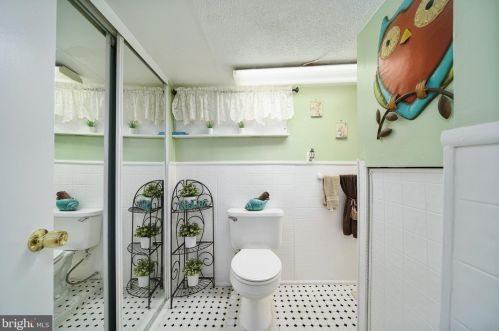 3646 9 St, Philadelphia PA 19140-4319 exterior