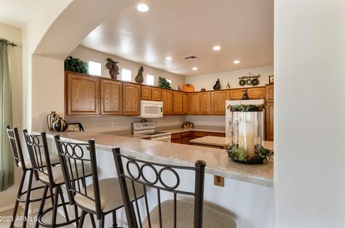 24032 Lakeway Cir, Chandler AZ 85248-7312 exterior