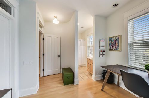 1840 Wellington Ave, Chicago IL 60657-4030 exterior