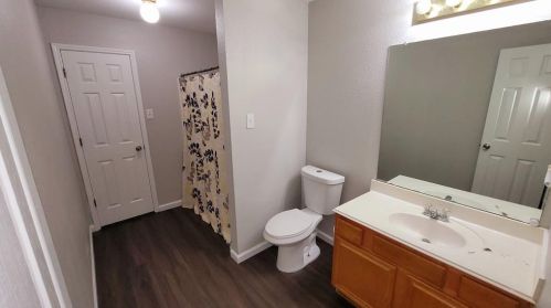 6007 Fox Pt Trl, Dallas TX 75249-2816 exterior