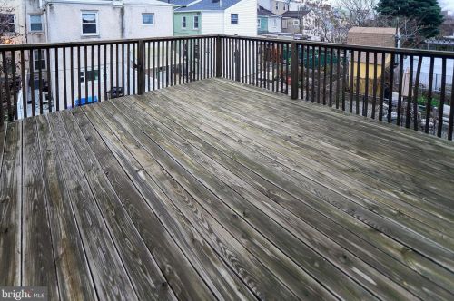 332 Belgrade St, Philadelphia PA 19125-4427 exterior