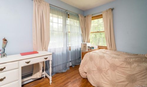 184 Stony Ford Rd, Middletown NY 10941-3954 exterior