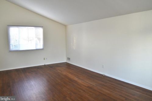 4305 Ferrara Dr, Silver Spring MD  20906-4718 exterior