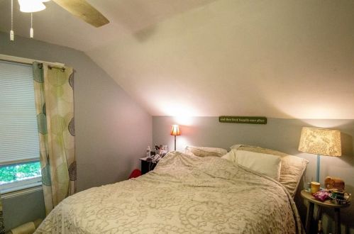 13 Beckside Rd, Providence RI 02911-1010 exterior