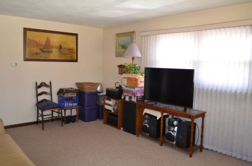 1018 Raynor Ave, Joliet IL 60435-4547 exterior