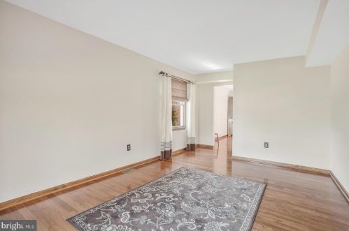 9731 Howes Rd, Dunkirk MD 20754-9254 exterior