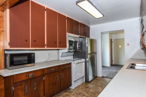 1901 Junction Ave, Kalamazoo MI  49048-1622 exterior