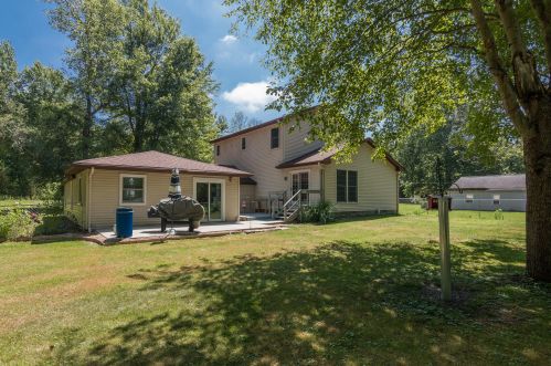 5555 2 St, Kalamazoo MI 49009-8576 exterior