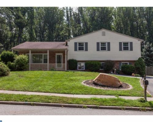 37 Morgan Rd, Chester, PA 19014-2523