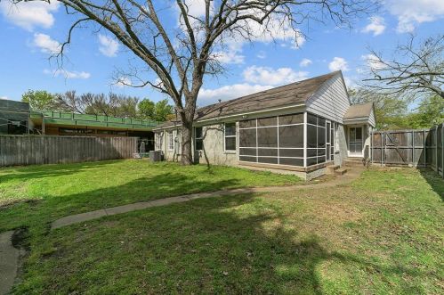 4306 Bluffview Blvd, Dallas TX  75209-2812 exterior