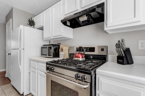 3804 Benjamin Ct, Atlanta GA 30331-2056 exterior