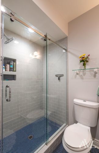 19 Benjamin Ave, Grand Rapids MI 49505-5437 exterior