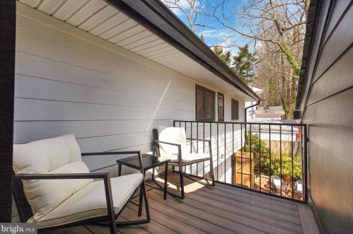 6107 Benalder Dr, Bethesda MD  20816-1007 exterior