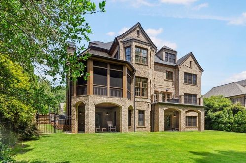 765 Brook Park Pl, Atlanta GA 30342-2839 exterior