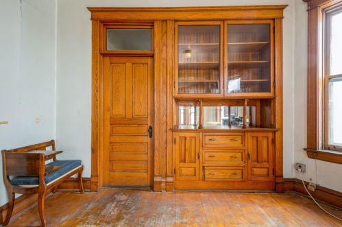 2056 Cermak Rd, Chicago IL 60623-2935 exterior