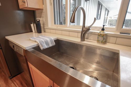 734 Ruddiman Dr, Meskegon MI  49445-2867 exterior