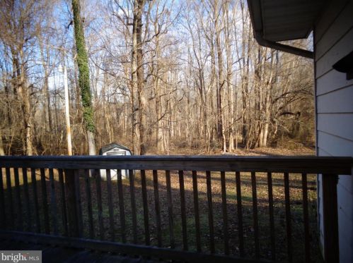 4520 Plum Point Rd, Huntingtown MD 20639-8303 exterior