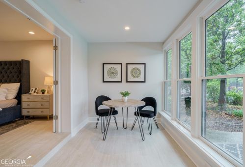 25 Chaumont Sq, Atlanta GA  30327-1088 exterior