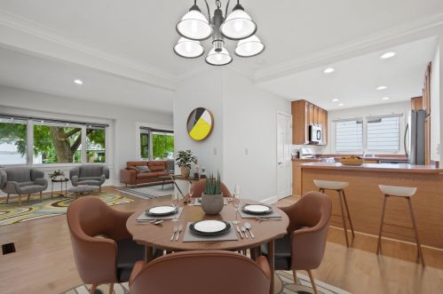 3563 Cramer St, Milwaukee WI 53211-2506 exterior