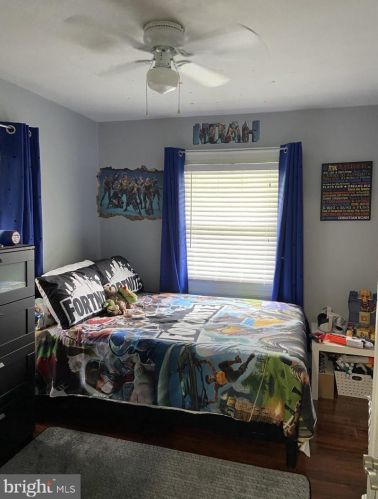 3266 48 St, Camden NJ 08110-2908 exterior