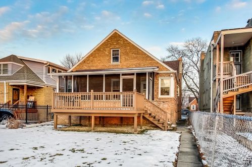 1704 Nordica Ave, Chicago IL 60707-4320 exterior