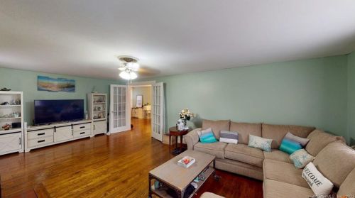 595 Litchfield Rd, Torrington CT 06791-2208 exterior