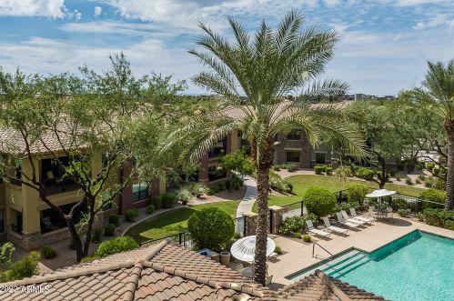 21320 56th St, Phoenix AZ  85054-5401 exterior