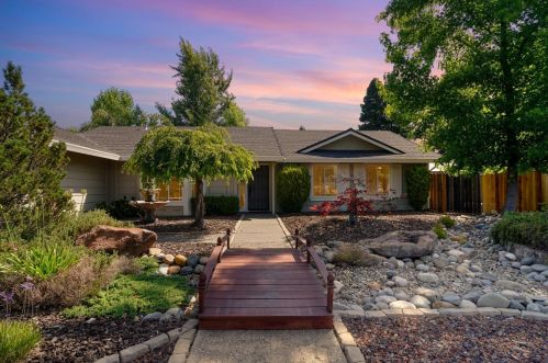 728 Hancock Dr, Folsom, CA 95630-4917