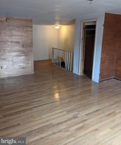 2029 Ellsworth St, Philadelphia PA 19146-3010 exterior