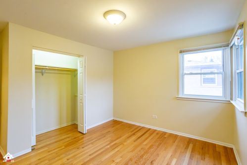 14230 Marquette Ave, Chicago IL 60633-2025 exterior