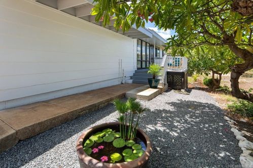 614 Hunalewa St, Honolulu, HI 96816-4725