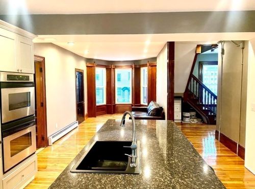 20 Edward St, Worcester MA 01605-3021 exterior