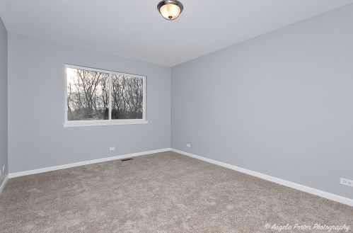 2317 Aspen Dr, Bull Valley IL 60098-6906 exterior