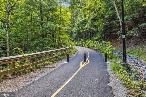 2737 Devonshire Pl, Washington DC 20008-3476 exterior