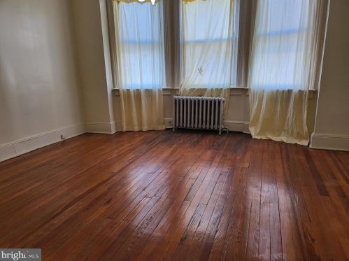 151 Hoffman Ave, Trenton NJ 08618-4007 exterior