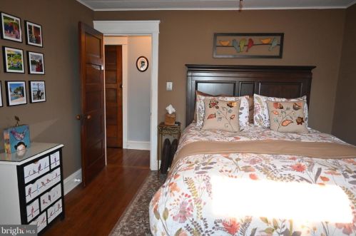 23 Knowles Ave, Manor PA 19036-2104 exterior