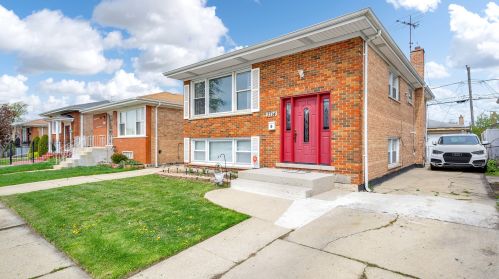 3714 76th Pl, Chicago, IL 60652-1313