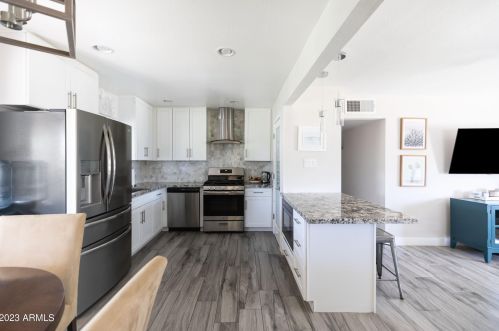 3812 21st Ave, Phoenix AZ  85015-5461 exterior