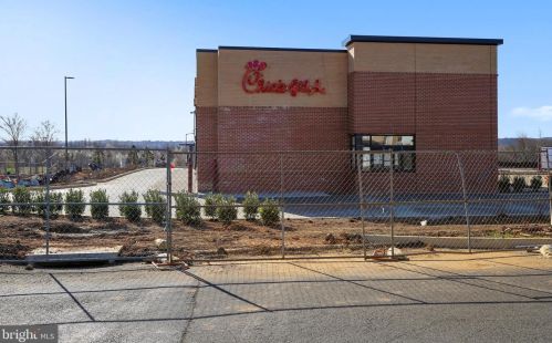 2905 Carlton Ave, Washington DC 20018-2615 exterior