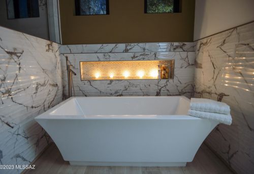 2302 5th St, Tucson AZ  85719-5209 exterior