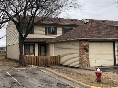 188 Bridlewood Dr, Saint Paul, MN 55119-4666