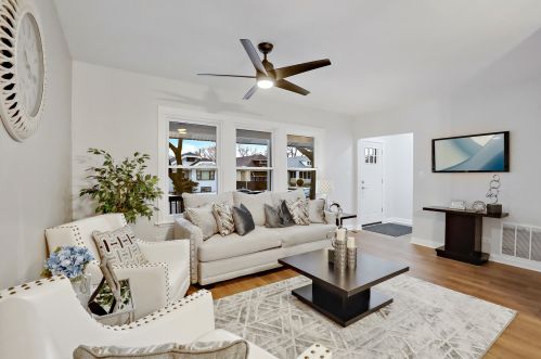 11347 Parnell Ave, Chicago IL 60628-7440 exterior