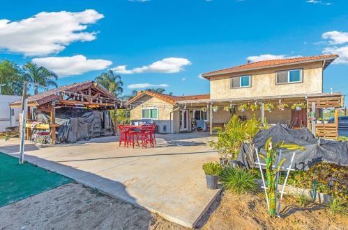 19915 Mariposa Ave, Riverside CA 92508-9613 exterior