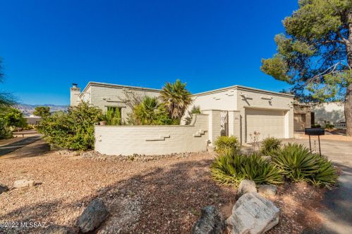 2494 Camino Valle Verde, Tucson AZ  85715-3405 exterior