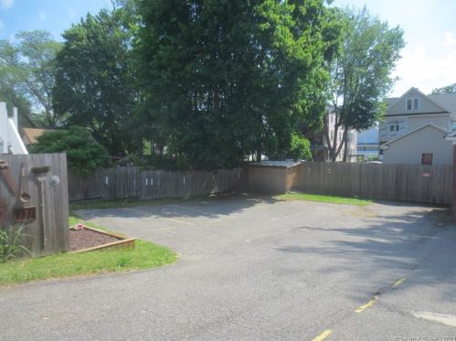 524 Prospect St, Torrington CT 06790-6328 exterior