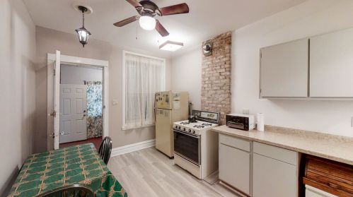 3748 Racine Ave, Chicago IL 60636-4114 exterior