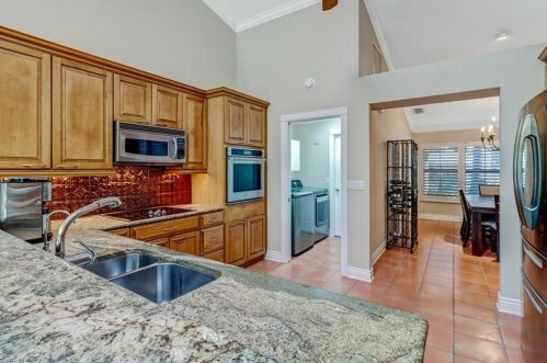 2298 River Reach Dr, Naples FL 34104-6923 exterior