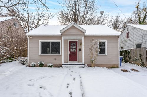 1102 Palmer Ave, Kalamazoo, MI 49001-7808