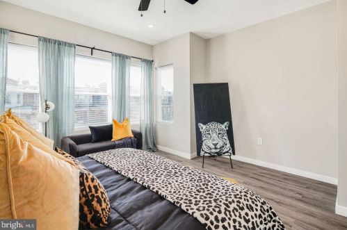 1039 51 St, Philadelphia PA 19143-4213 exterior