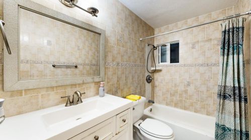 5633 Indian Ave, San Jose CA 95123-4015 exterior